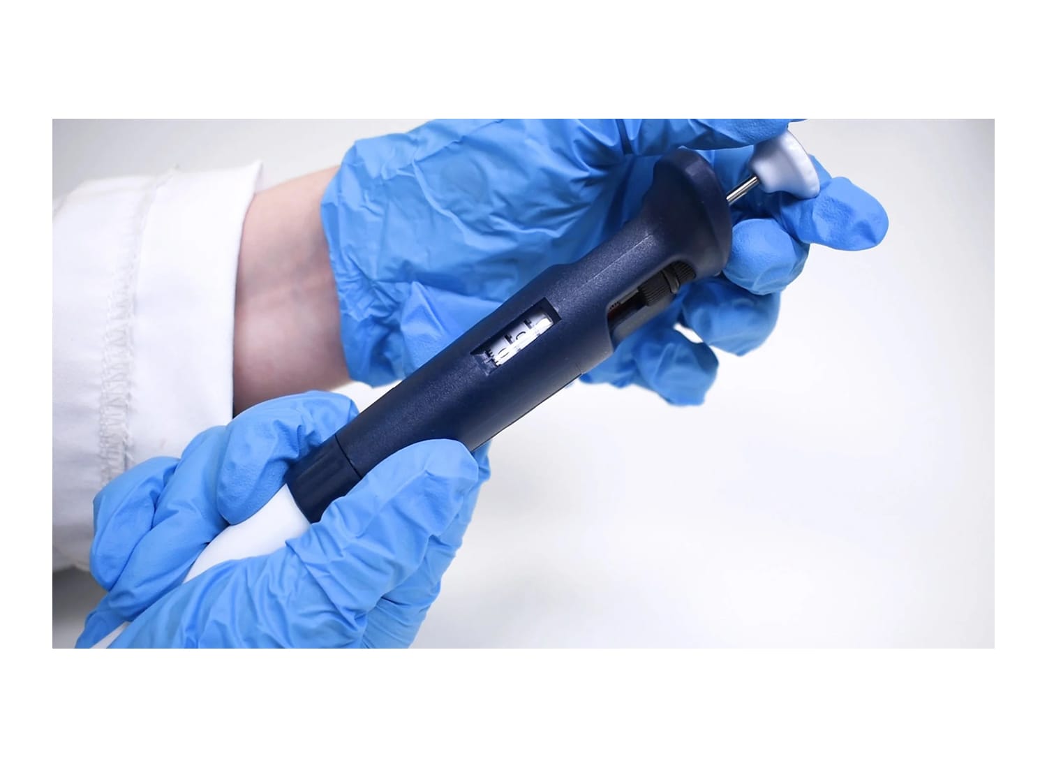 How to Use Micropipette (In 2024) Your Ultimate Guide